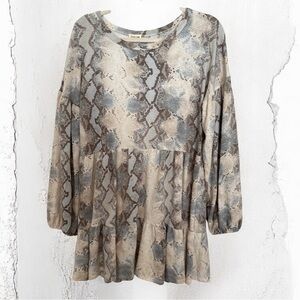 Peach Lane Snakeskin Print Long Sleeve Tiered Mini Dress Size M